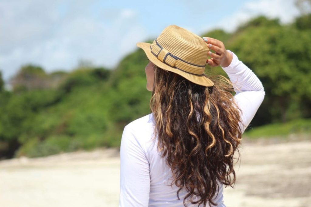 photo of woman with "swavy" hair